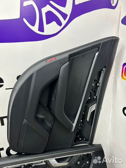 Обшивки дверей Audi A6 C8 расширенная кожа