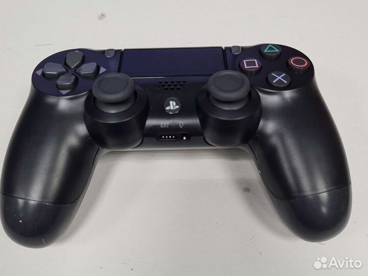 Новый джойстик PlayStation-4