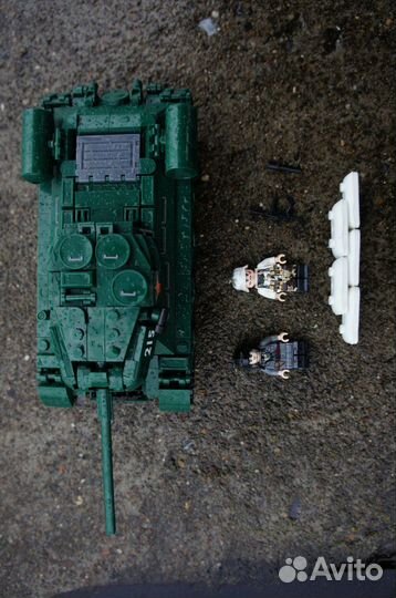 Лего модель танка т 34