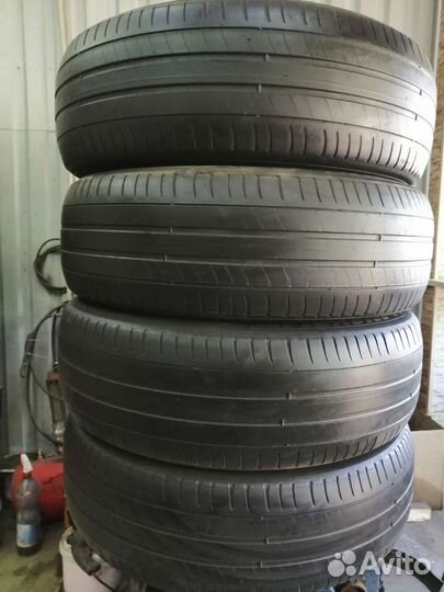 Michelin Primacy 3 215/65 R17