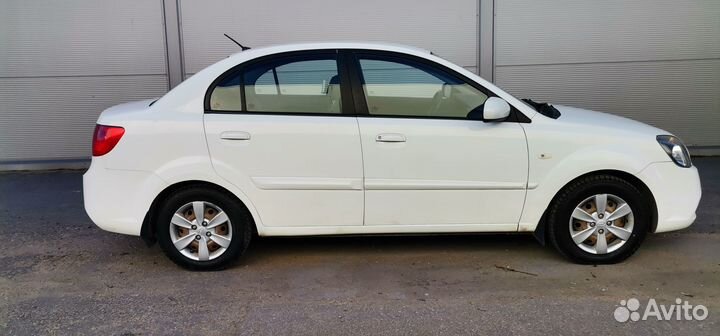 Kia Rio 1.4 AT, 2011, 119 000 км