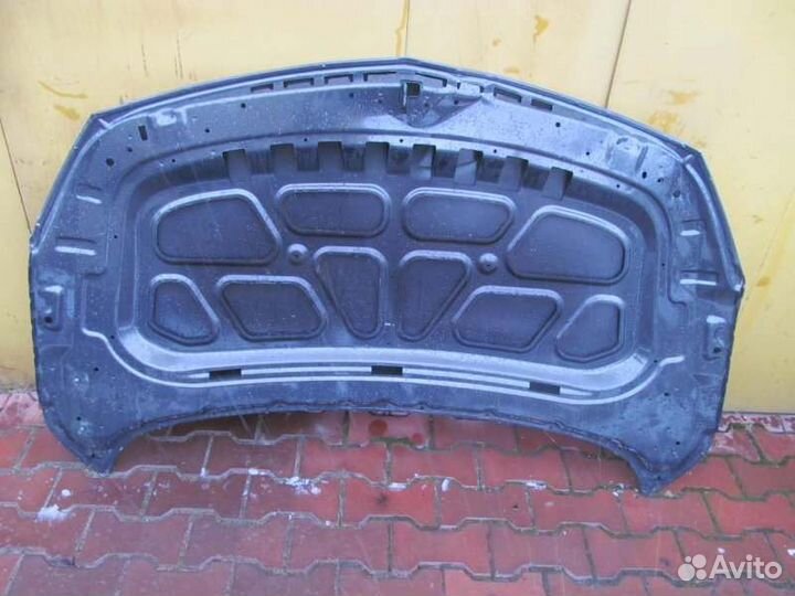 Капот передний Opel Astra J 2010