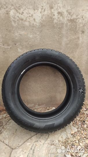 Pirelli Ice Zero 215/60 R17 100T