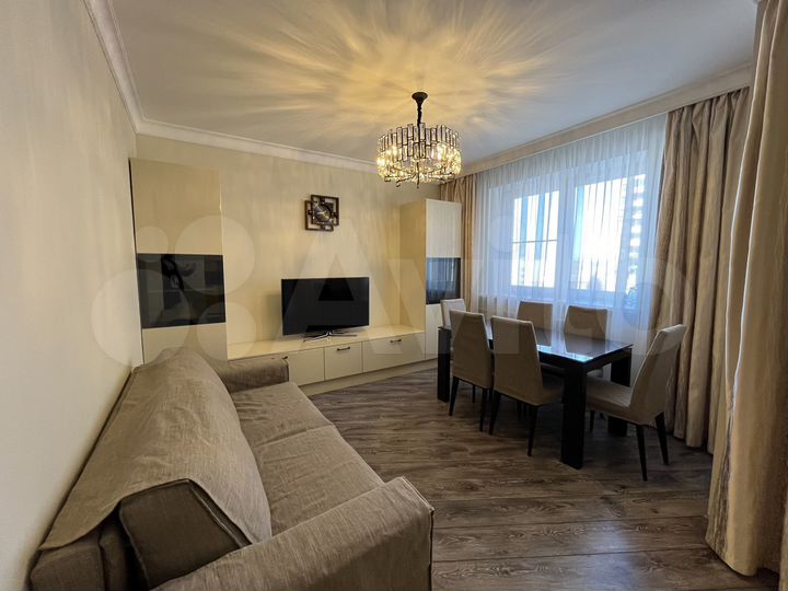 3-к. квартира, 89,8 м², 9/17 эт.