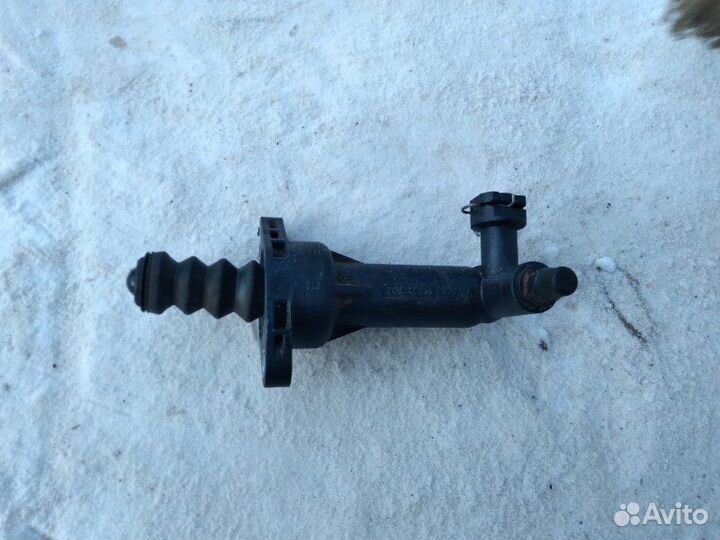 Рабочий цилиндр сцепления Volkswagen Polo cwva