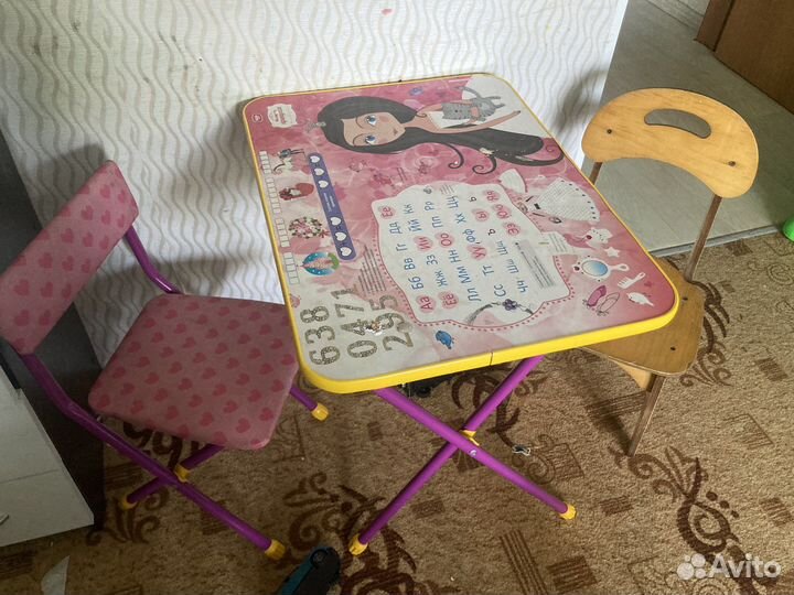 Детский столик игрушки