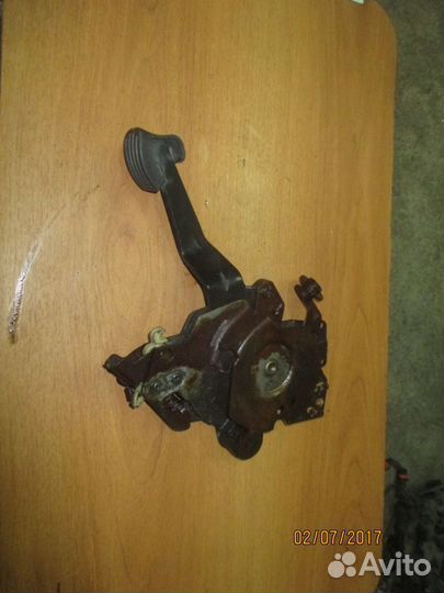 Рычаг стояночного тормоза Volvo XC90 Вольво