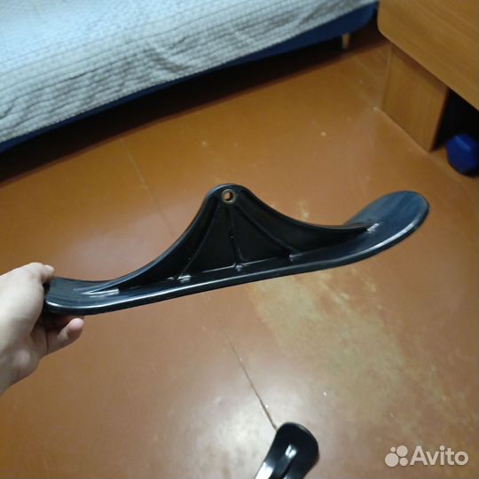 Лыжи на самокат в хорошем состоянии