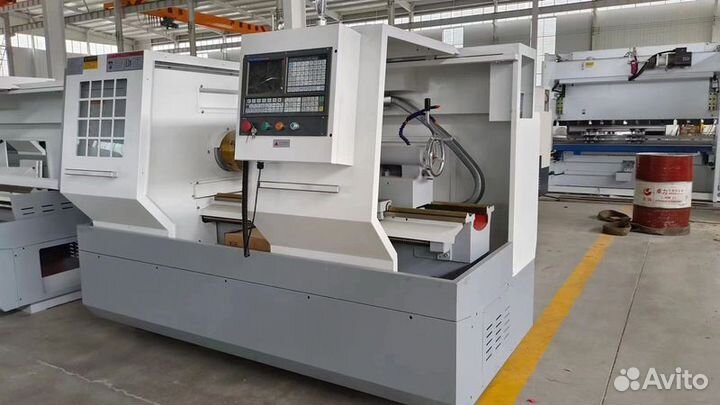 Токарный станок с чпу