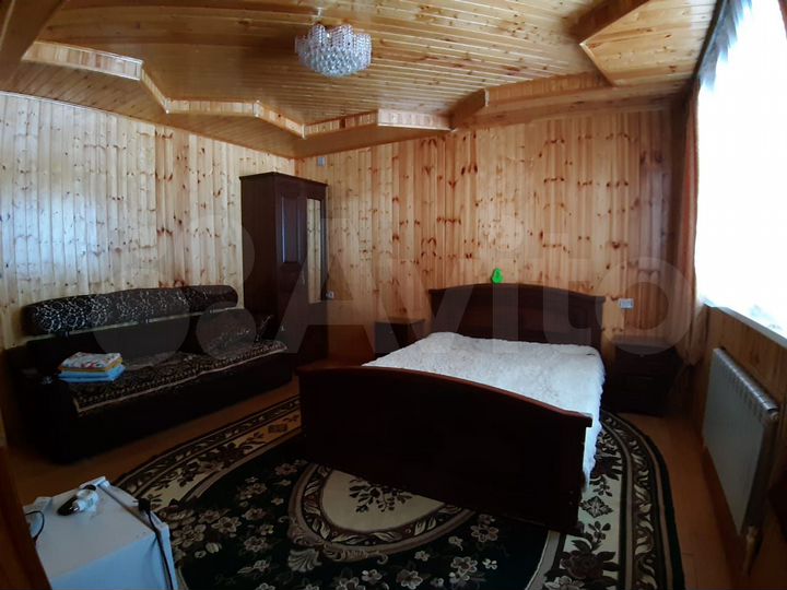 Комната 20 м² в 8-к., 2/3 эт.
