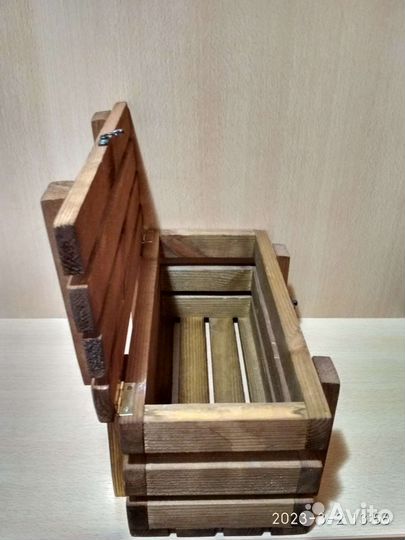 Ящик деревянный подарочный