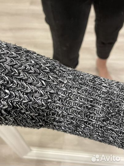 Свитер женский