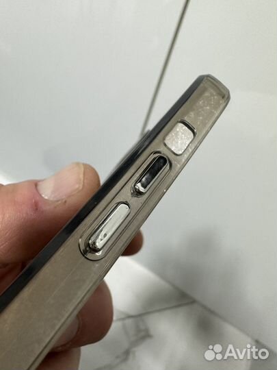 Чехол на iPhone 13 pro max loewe exclusive