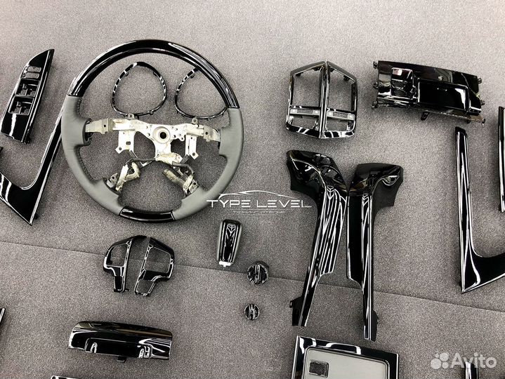 Накладки салона чёрный лак Toyota Land Cruiser 200