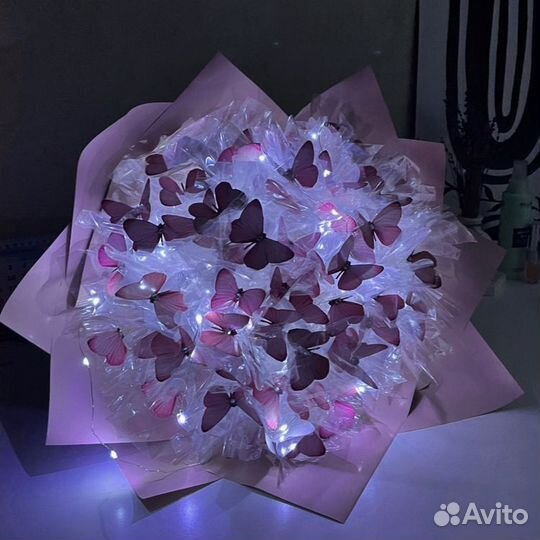 Букет из бабочек / Цифры на заказ
