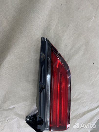 Фонарь задний левый Lexus Lx570