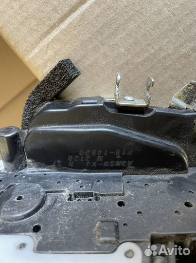 Ниссан тиана 2013 J32 замок двери правой задней