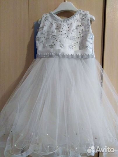 Платье на девочку