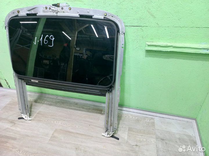 Люк крыши Mercedes Ml W164