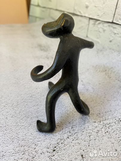 Обезьянка латунь