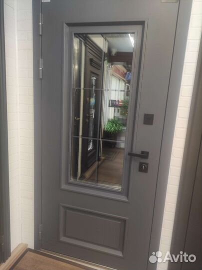 Дверь входная металлическая с терморазрывом