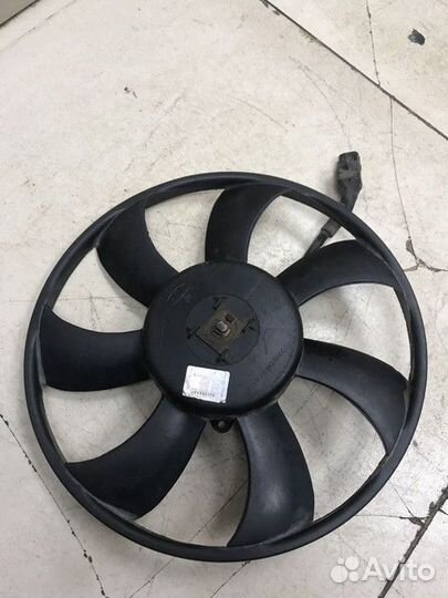 Вентилятор радиатора Hyundai Elantra