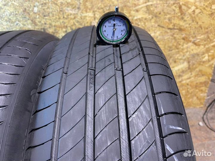 Michelin Primacy 4 215/65 R17