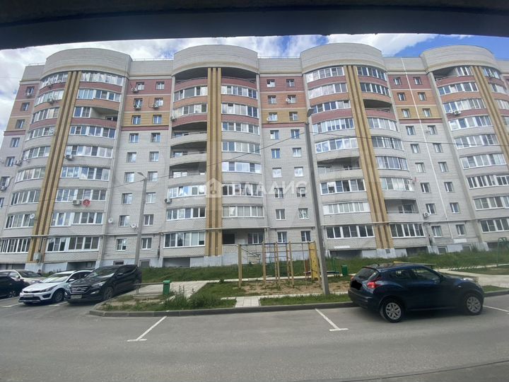 2-к. квартира, 60 м², 7/9 эт.