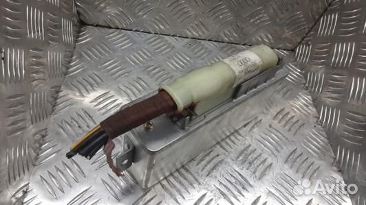 Блок управления audi 80 B4 (9SE04NC01)