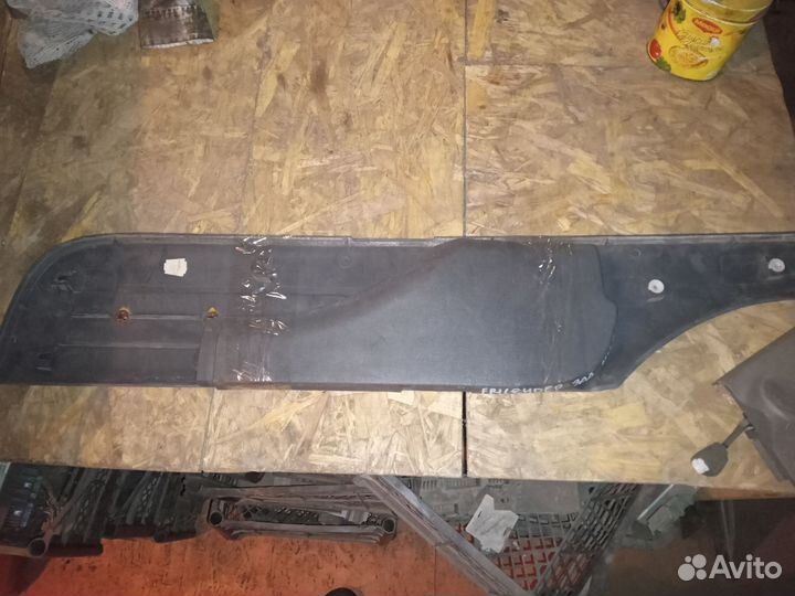 Накладка крышки багажника freelander 1