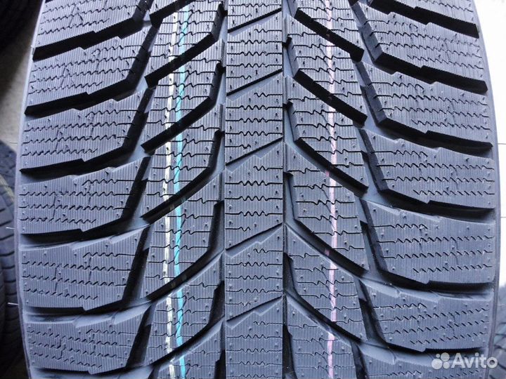 Triangle PL01 225/60 R17 103R