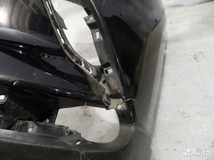 Передний бампер Mazda CX92017