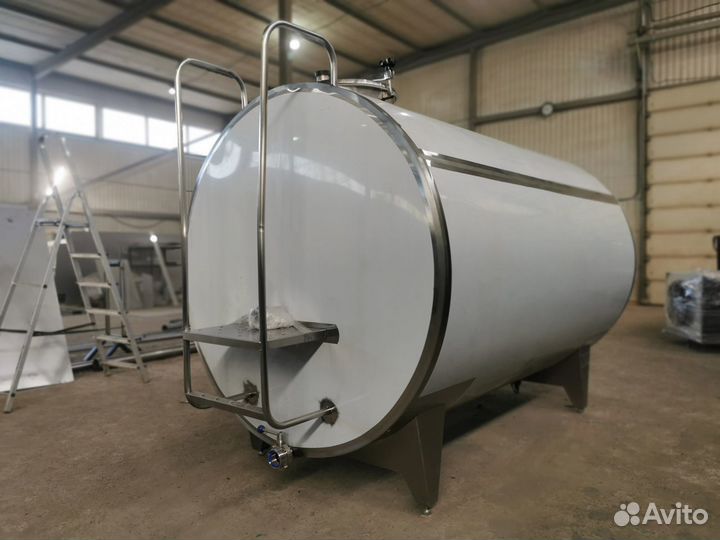 Емкость,термос для приемки и хранения молока