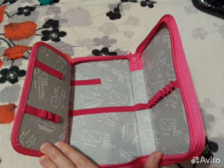 Пенал школьный новый