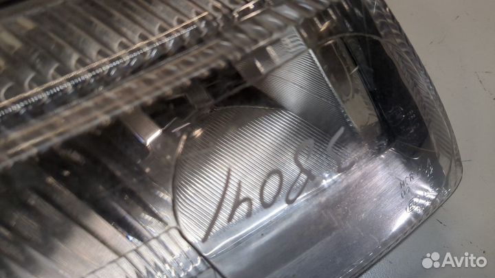 Фара (передняя) Volkswagen Passat 5, 1997