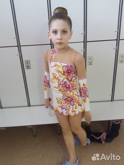 Купальник для художественной гимнастики