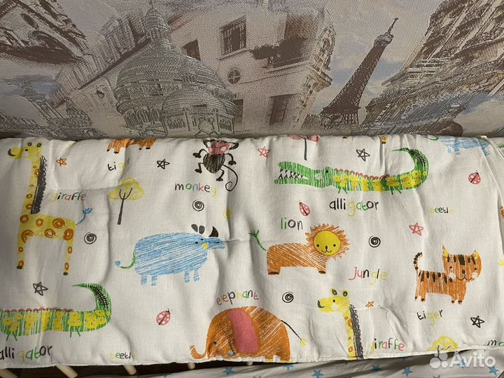 Бортик в кроватку