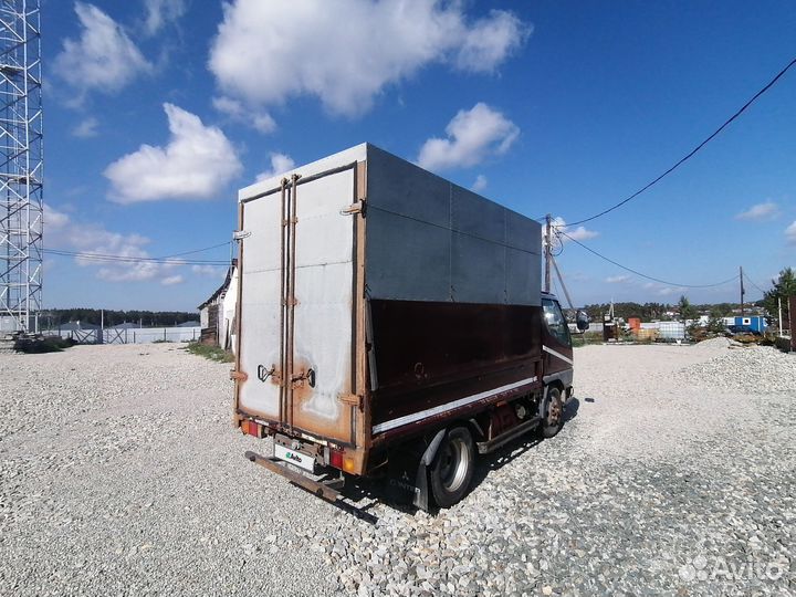 Mitsubishi Fuso Canter промтоварный, 2001