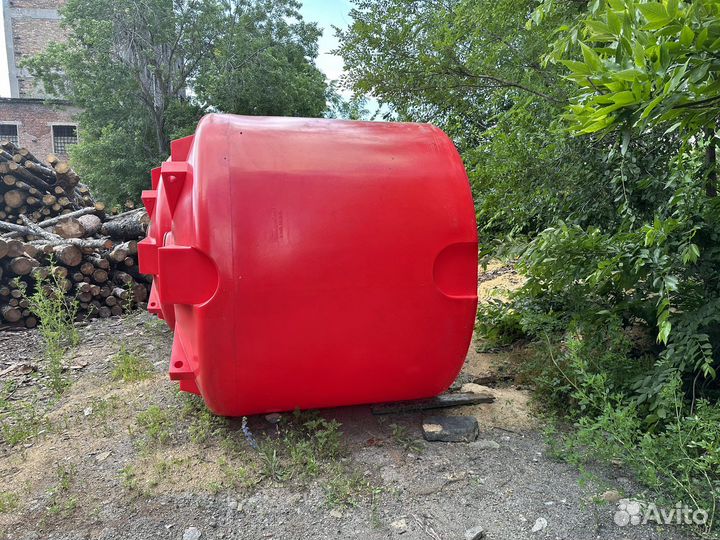 Емкость для воды пластиковые 5000л