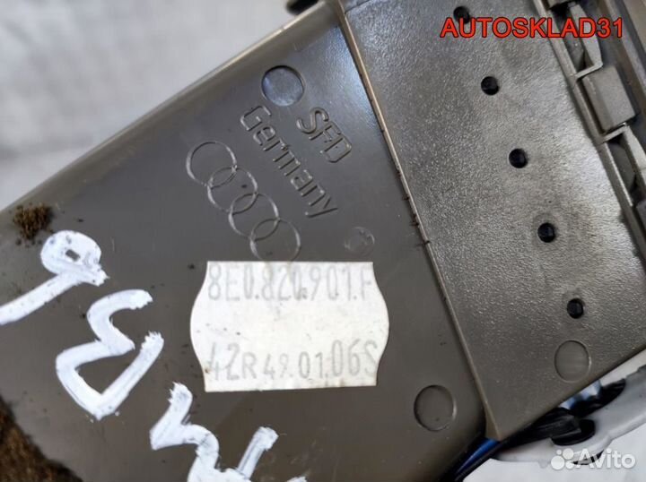 Дефлектор воздушный левый Audi A4 B6 8E0820901F