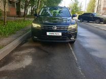 Volkswagen Tiguan 2.0 AMT, 2018, 64 600 км, с пробегом, цена 2 590 000 руб.