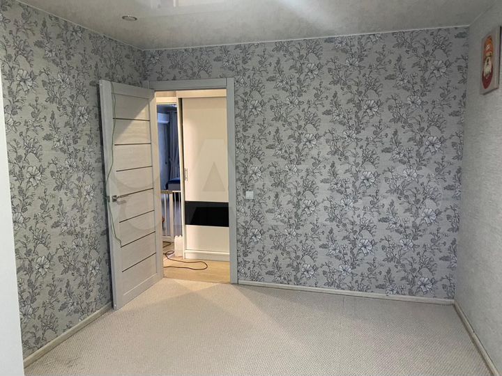 2-к. квартира, 48 м², 3/5 эт.