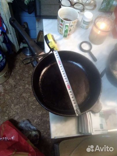 Чугунная сковорода