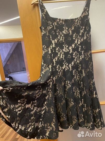 Разгружаю гардероб 42-44-46