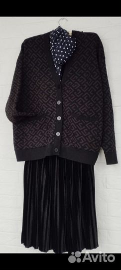 Комплект женской одежды