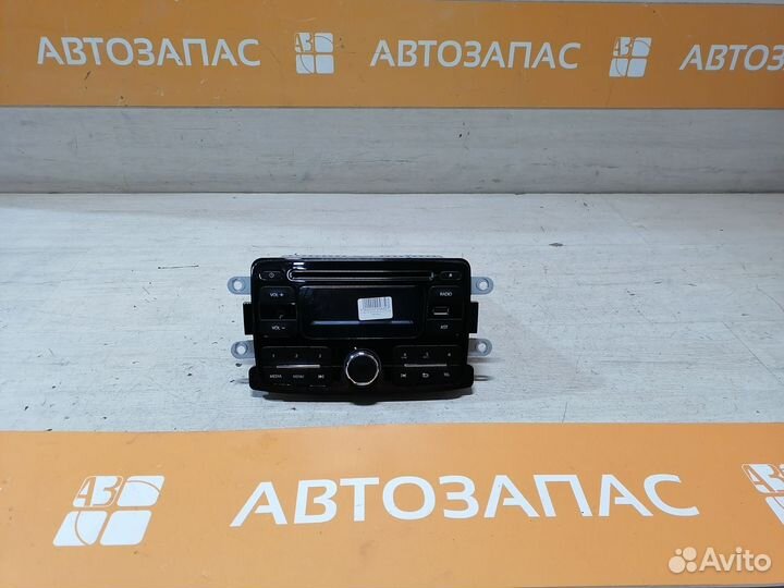 Магнитола CD USB Renault Logan 2 Логан Sandero 2