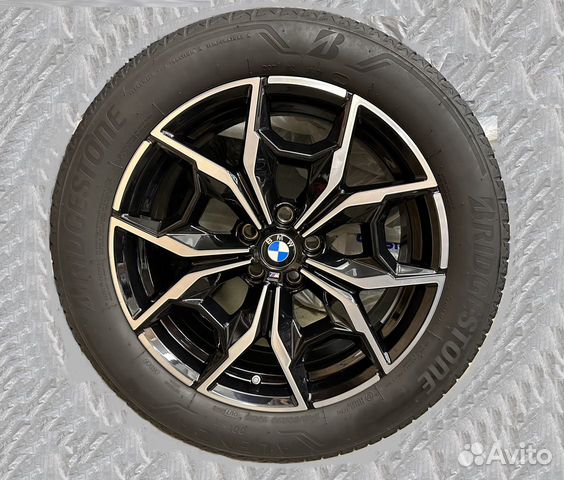 Оригинальные колеса BMW Y-Spoke 887 M Bicolor