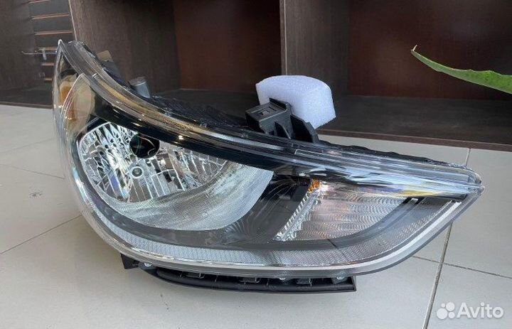 Фара передняя левая Hyundai Solaris 2/Солярис 17-2