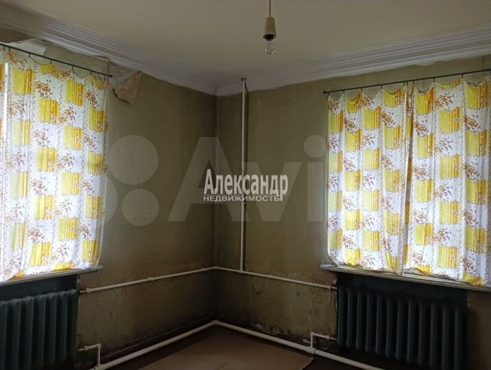 2-к. квартира, 57 м², 1/2 эт.