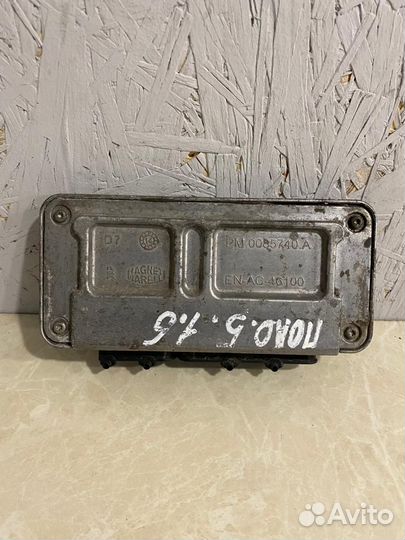Блок управления двигателем (эбу) VW Polo 5